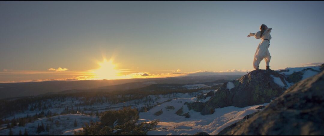 Maria Mohn Fly music video